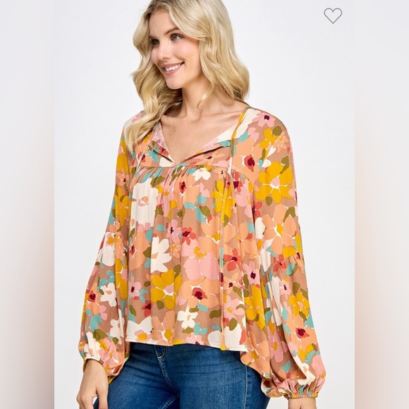 Floral Print Blouse - Picture 2 of 5